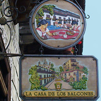 La Casa de Los Balcones